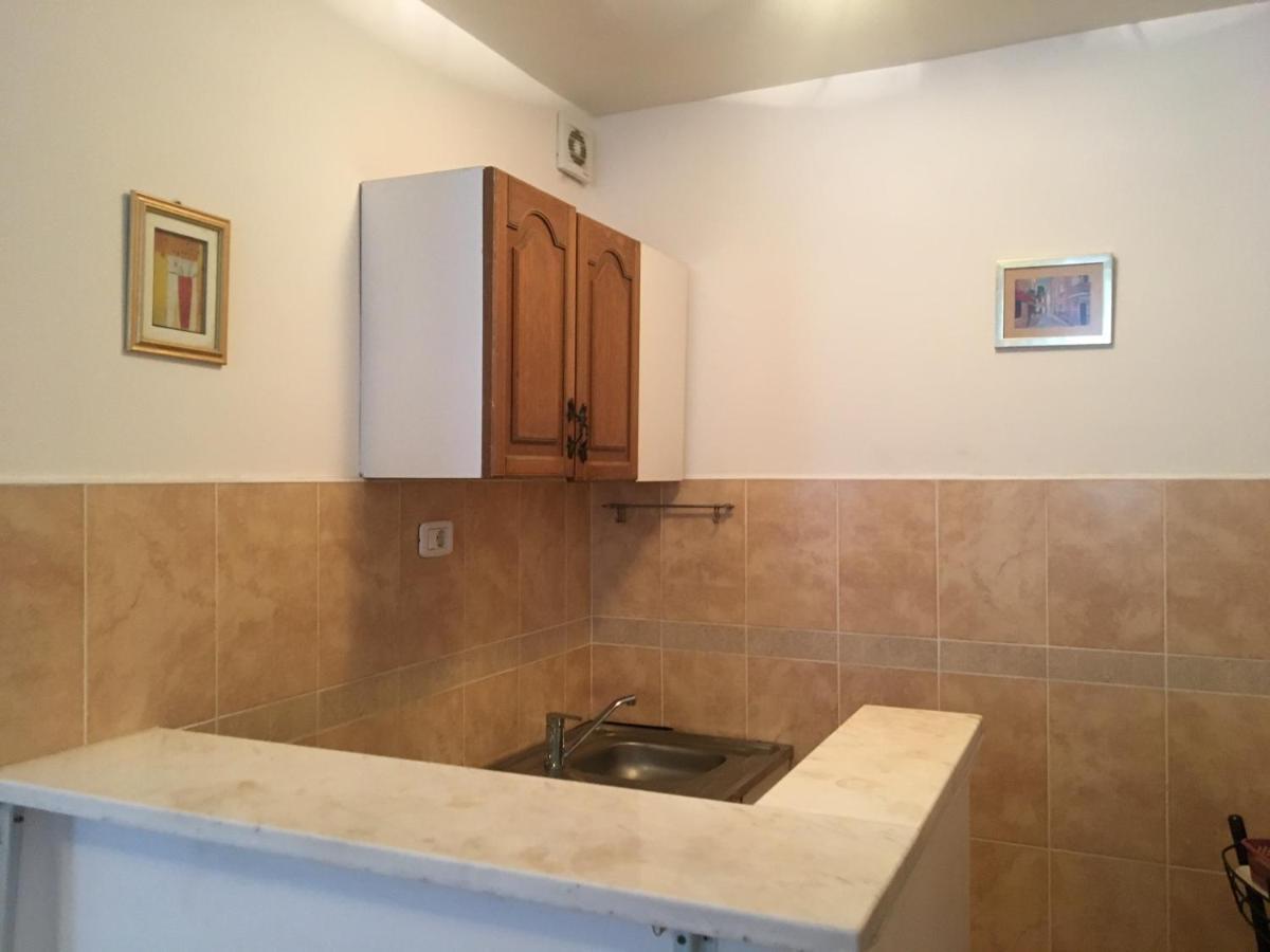 Apartment Sandra Budva Exterior photo